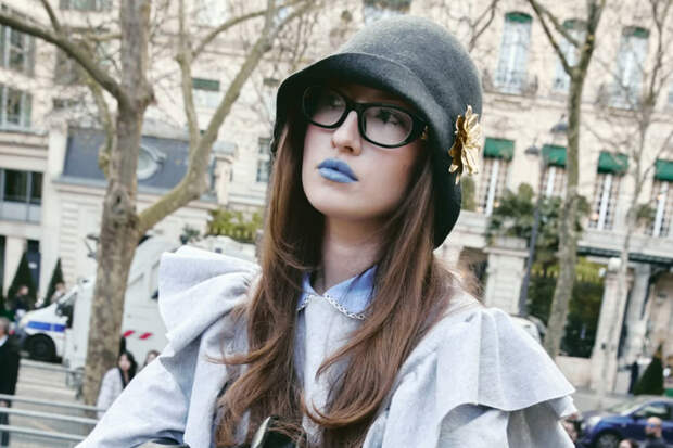 Российская блогерша Лиза Барашик стала гостьей показа в Париже