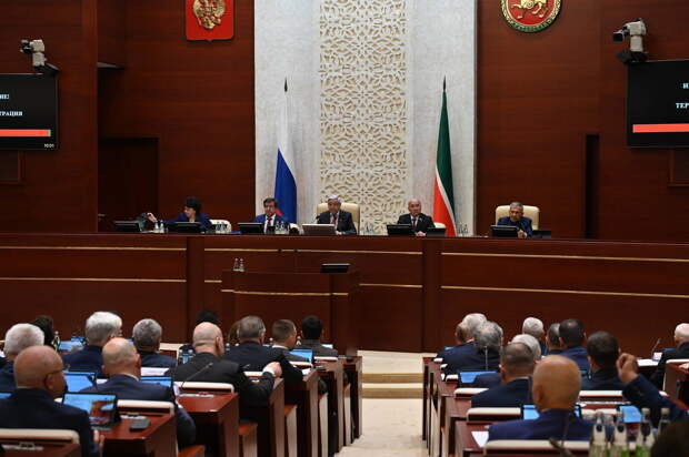 «Даем льготу на одну сумму – привлекаем втрое больше»: Госсовет РТ открыл весеннюю сессию