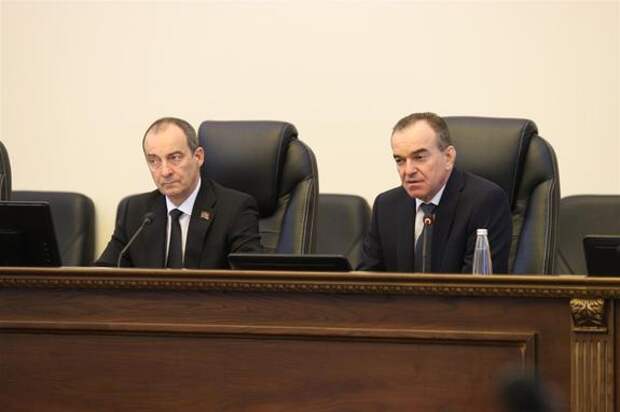 В Законодательном Собрании края состоялась 76-я сессия