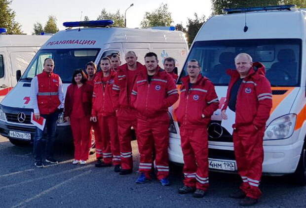 Машины, медики, водители Аэродар-Мед