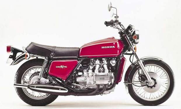 Мотоцикл Honda GL1000 Gold Wing.
