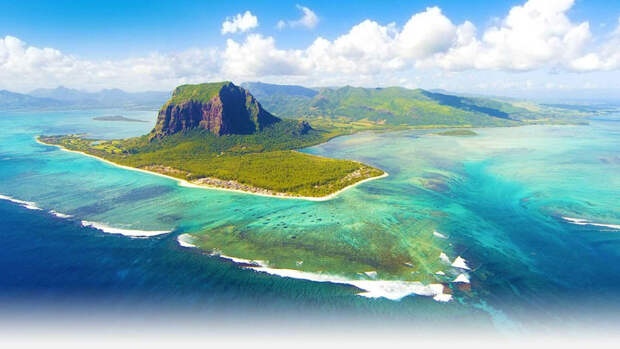 Таинственная иллюзия подводного водопада у острова Маврикий2