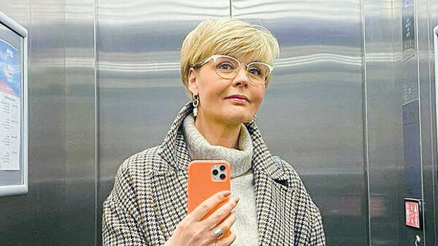 Меньшова рассказала о последнем подарке матери — успела подготовить