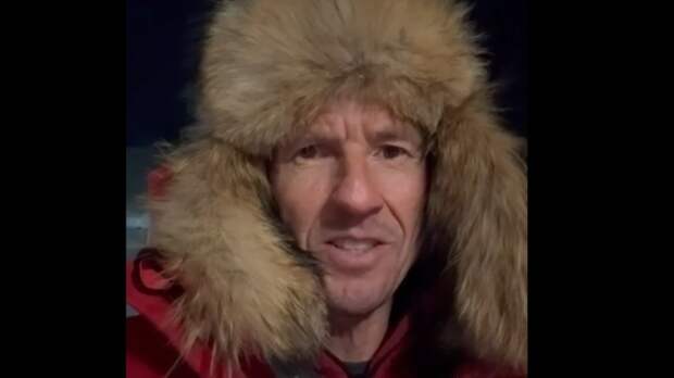 Алексей Смертин приехал на "Полюс холода" и пожаловался, что в Якутии сильно тепло