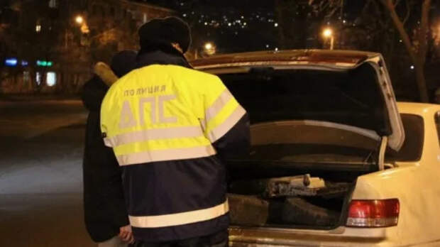 Хитрые водители придумали способ избежать проверки, если ГАИ требует открыть багажник