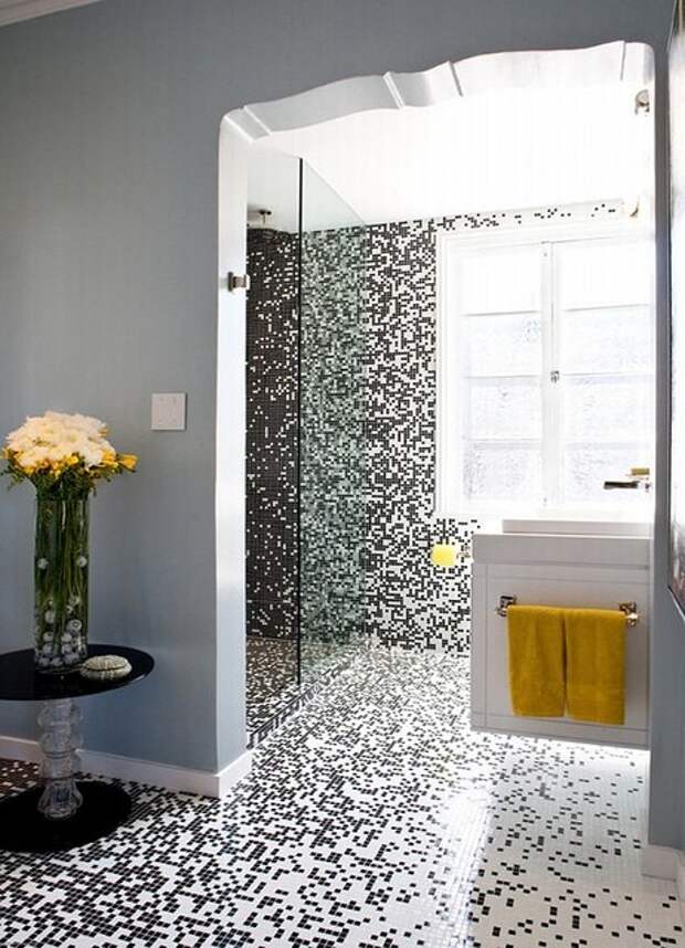 4617712168_0b21d65c62 Pixilated Bathroom Design Made with Mosaic Bathroom Tiles_M (462x640, 163Kb)