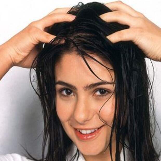 massage-hair-with-oil-spa