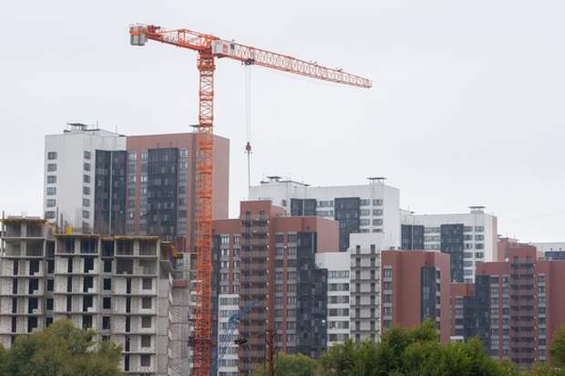 КПРФ предлагает включить врачей, учителей и ученых в программу льготной ипотеки