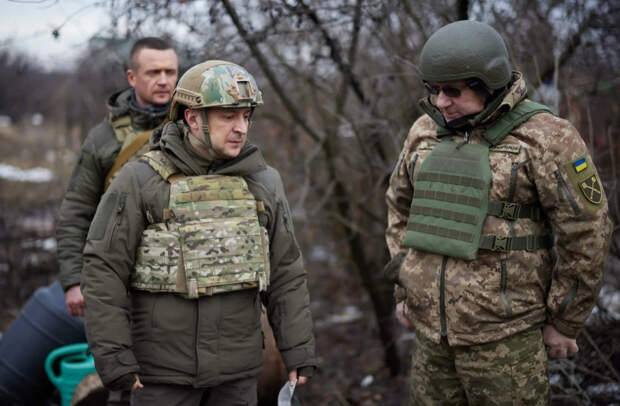 Зеленский пригрозил Минску за "специфическую активность" на границе с Украиной