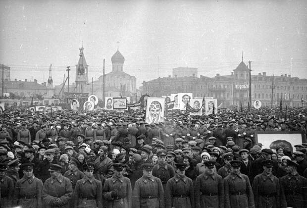 Почему самой прославленной советской летчице не позволили стать генералом (ФОТО)
