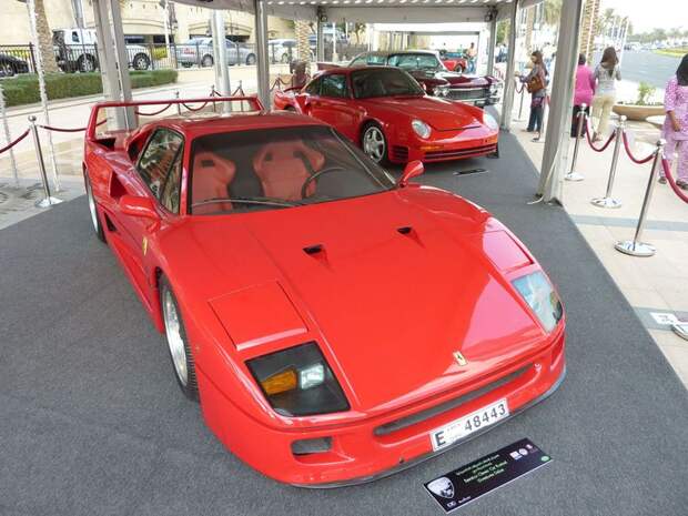 Emirates Classic Carshow 2011 в Дубае (95 фото)