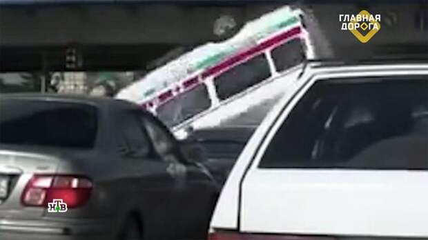 Неслышная сирена: почему водители не замечают транспорт со спецсигналами