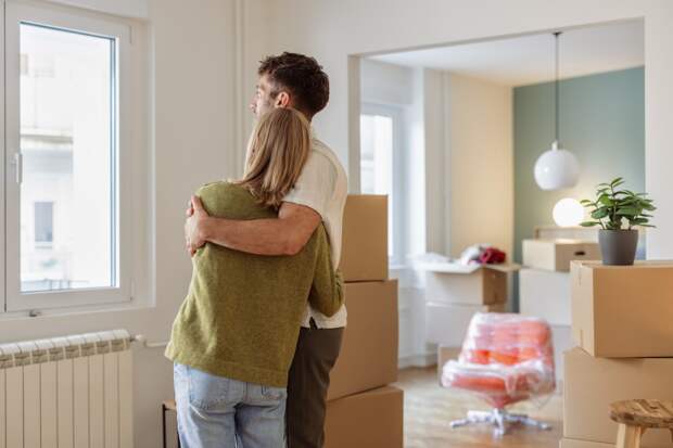 «От ипотеки избавляются те, кто влез в нее на эмоциях» Россияне стали массово продавать квартиры, купленные в кредит