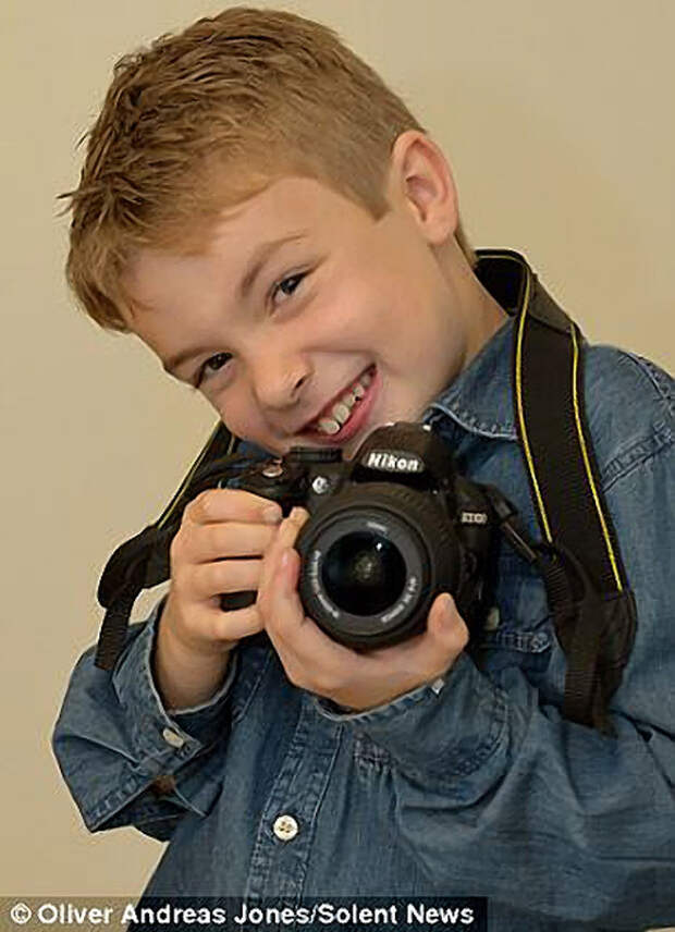 Юный фотограф