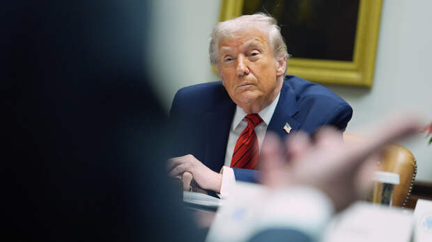 Трамп потребовал от Минюста США опозорить демократов делом Эпштейна