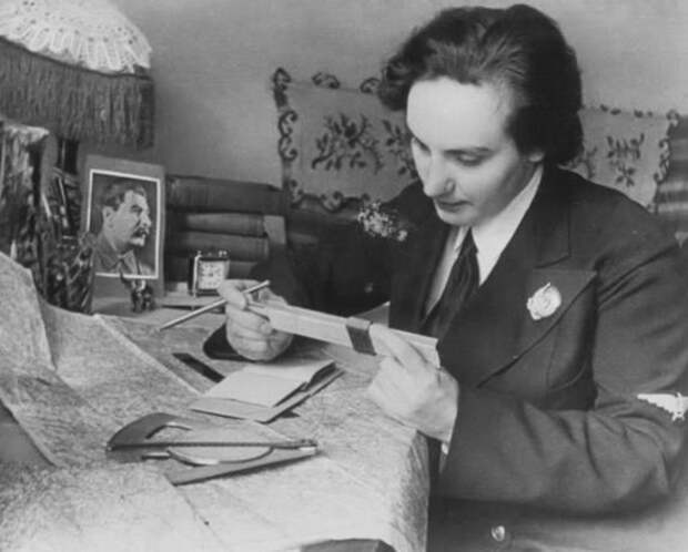 Почему самой прославленной советской летчице не позволили стать генералом (ФОТО)