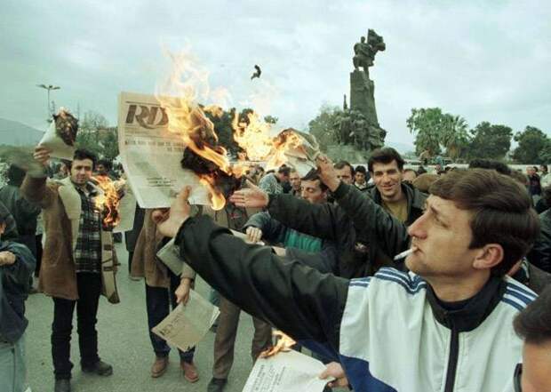 Албания после смерти Энвера Ходжи