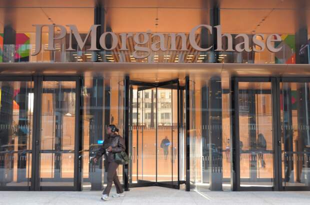Трамп подал иск на банк JPMorgan Chase за отказ в обслуживании
