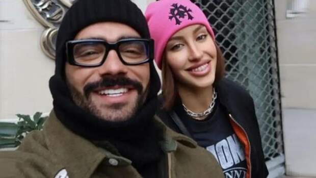 Не стал держать ее за руку: Тимати вышел в свет с Ивановой после слухов об измене