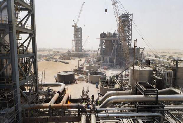 Катар перенес запуск нового СПГ-завода на IV квартал 2026 года