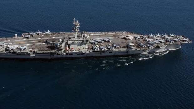 BBC: Атомный авианосец США заметили в 200 километрах от побережья Ирана