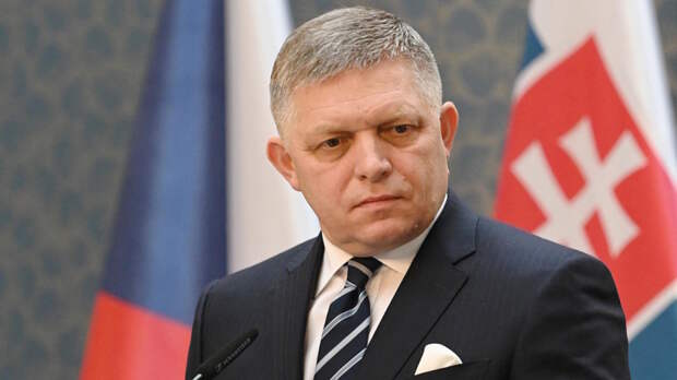 Глава МО Словакии: угроза здоровью Фицо остается серьезной
