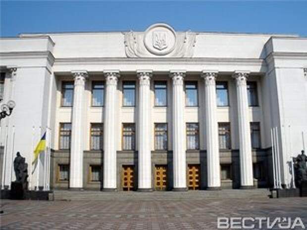 Охрану ВР усилили из-за митингующих Охрану ВР усилили из-за митингующих