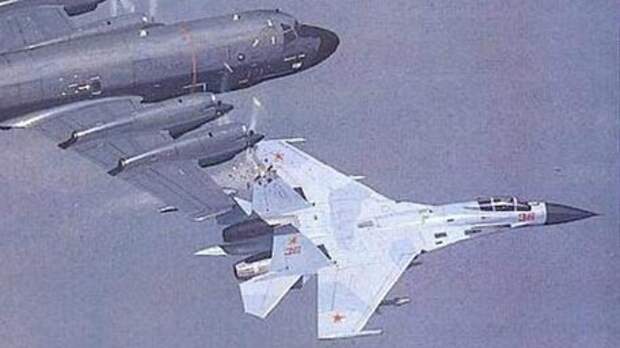 Зачем советский лётчик сливал топливо на авианосец НАТО