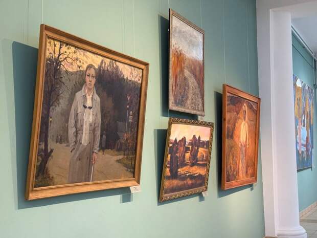 В Майкопе открылась выставка «В единстве искусств — сила народов»