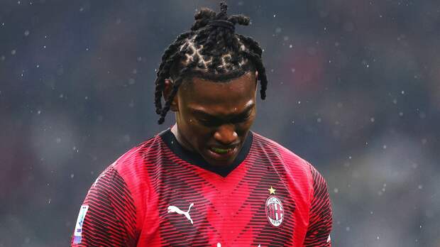 Гол Леау на 92-й минуте спас «Милан» от поражения в матче с «Дженоа»