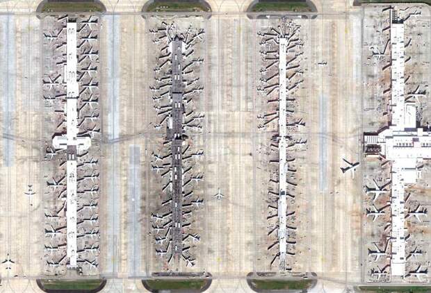 Удивительная геометрия взлетных полос в фотопроекте