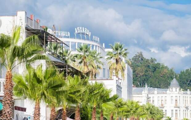 Детям до 14 лет из России разрешили въезд в Абхазию по свидетельству о рождении