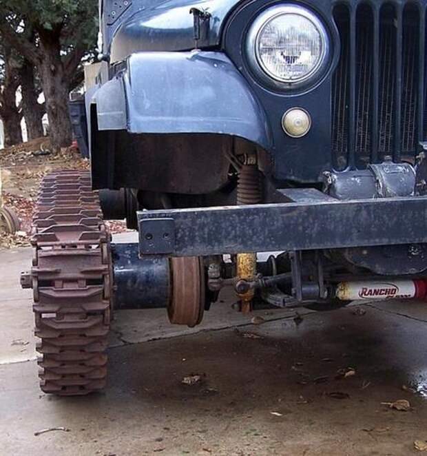 Гусеничный Jeep Wrangler (7 фото) Гусеничный Jeep Wrangler (7 фото)