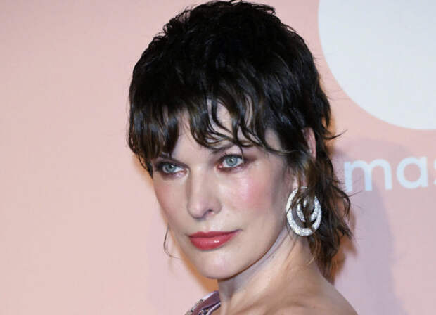 Младшей дочери Миллы Йовович исполнилось 6 лет: как выглядит девочка