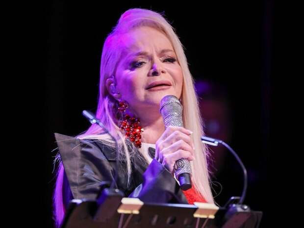 Долина исполнила песню о кровной мести вскоре после выселения из квартиры