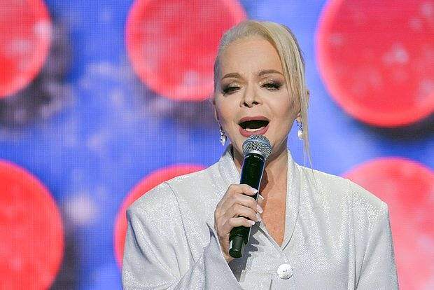 Представитель Долиной рассказал о продаже билетов на концерты певицы