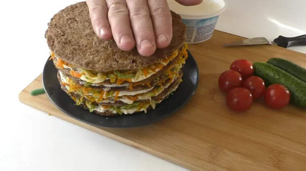 Закусочный печеночный торт с кабачками Закуска, Рецепт, Еда, Кулинария, Печеночный торт, Печень, Другая кухня, Приготовление, Видео, Длиннопост, Видео рецепт, Видеоблог