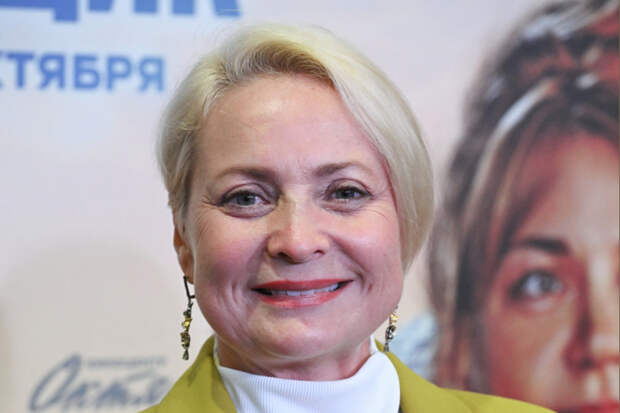 В сети восхитились внешностью похудевшей на 25 килограммов звезды «Интернов»