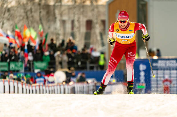 Лыжница Крупицкая стала победительницей масс-старта на чемпионате России