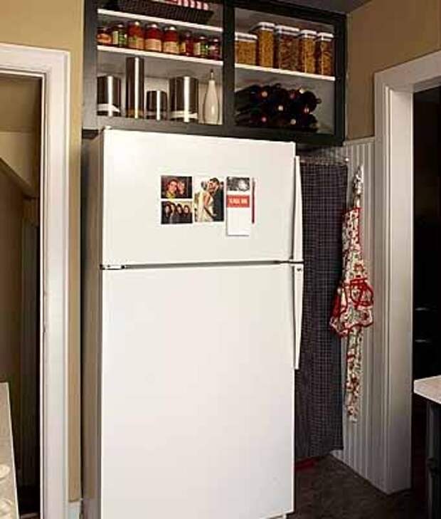 полки над холодильником