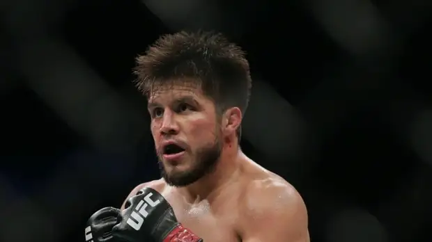 Сехудо нокаутировал Круза на UFC 249