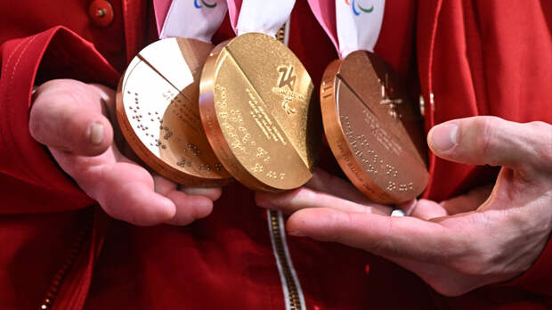 Владимир Путин наградил российских паралимпийцев орденом Дружбы