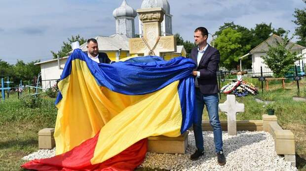 В Молдавии открыли памятник союзникам Гитлера