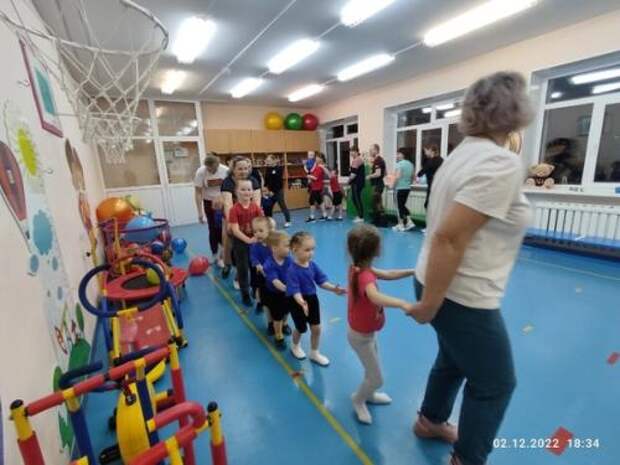 2 декабря в дошкольном учреждении маоу Комсомольская СОШ веселились не только дети, но и взрослые. 07