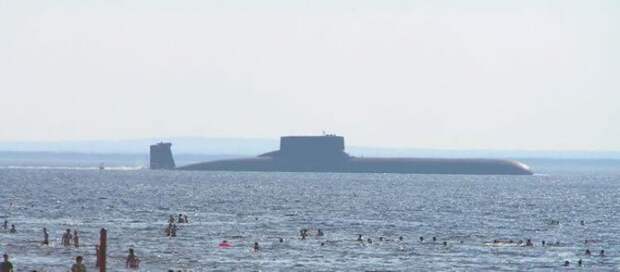 Самая большая подводная лодка и история создания субмарин (8 фото)