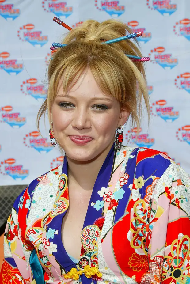 Выкинуть из головы: 25 причесок из 90-х и 00-х, которые никогда не вернутся в моду