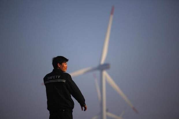 Китай планирует вложить в возобновляемые источники энергии $361 млрд