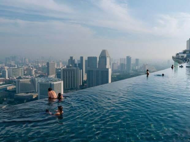 Marina Bay Sands в Сингапуре. Marina Bay Sands в Сингапуре.