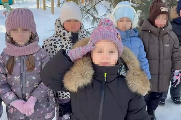 Воспитанников детского сада вывели на мороз ради видео для «Ахмата». Как на это отреагировали власти?