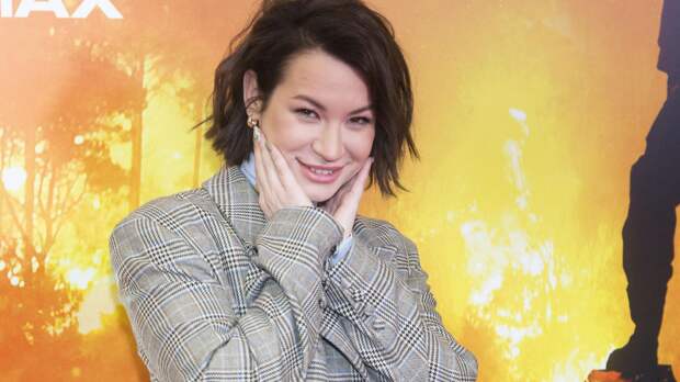 Ида Галич рассказала, как добивалась внимания парня: «Я ему вообще не нравилась» — видео Super